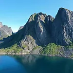 Дом отдыха Lofoten Panoramic Luxury With Sauna