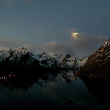 Lofoten Panoramic Luxury With Sauna Holiday home Moskenes