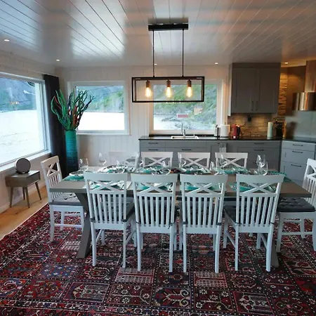 Lofoten Panoramic Luxury With Sauna Casa de Férias *